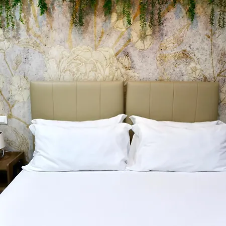 El Roy Garden Rooms-2